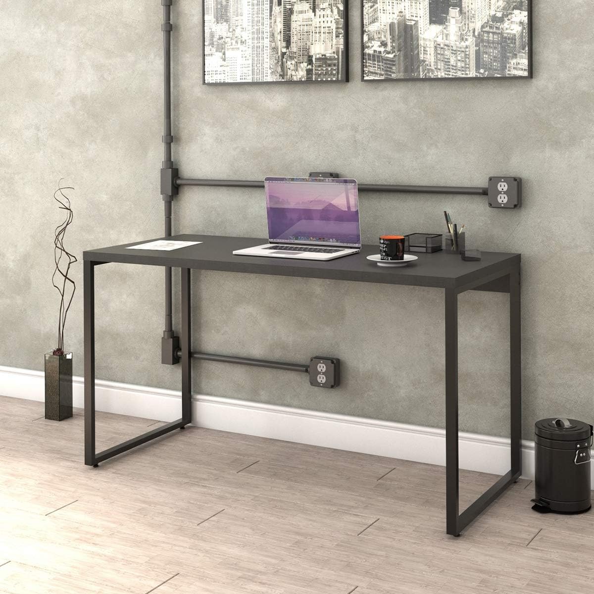 Mesa Escrivaninha Industrial 135cm Trevalla Kuadra ME135 E10 Preto