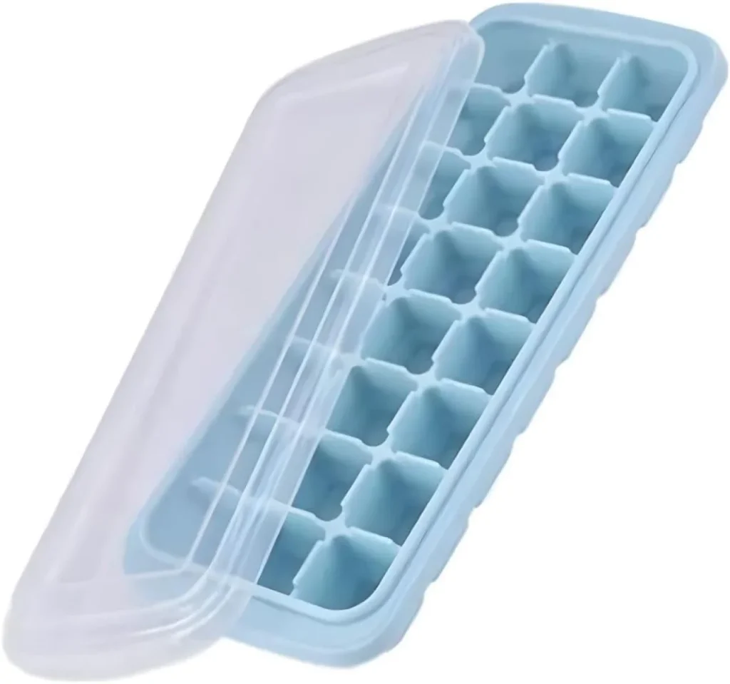 1752416628_Forma-de-Gelo-Silicone-24-Cubos-Com-Tampa-Livre-de